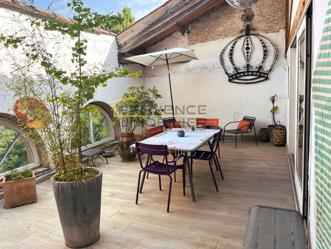 Appartement à MONTBOUCHER-SUR-JABRON