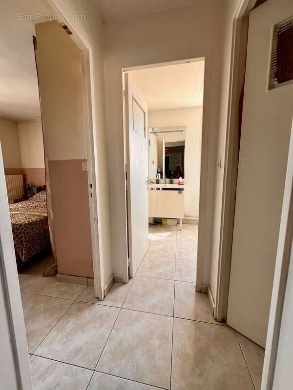 Appartement à MARSEILLE-14E
