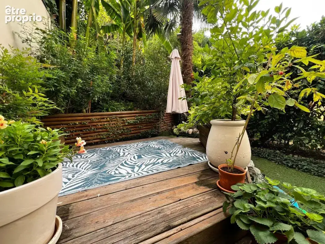 Appartement à FONTAINES-SUR-SAONE
