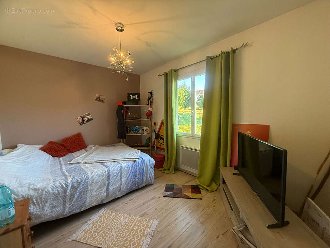 Maison à LA SAUVETAT-SUR-LEDE