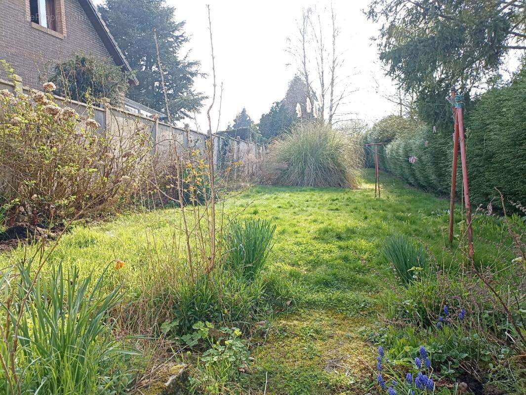 Maison 6 pièces / 102 m² / 94 000 EUR / SAINT-HILAIRE-LEZ-CAMBRAI - photo 8