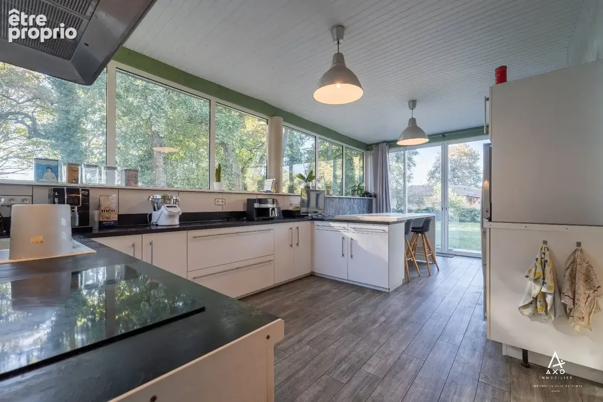 Maison contemporaine avec piscine, garage, abri voiture - photo 4
