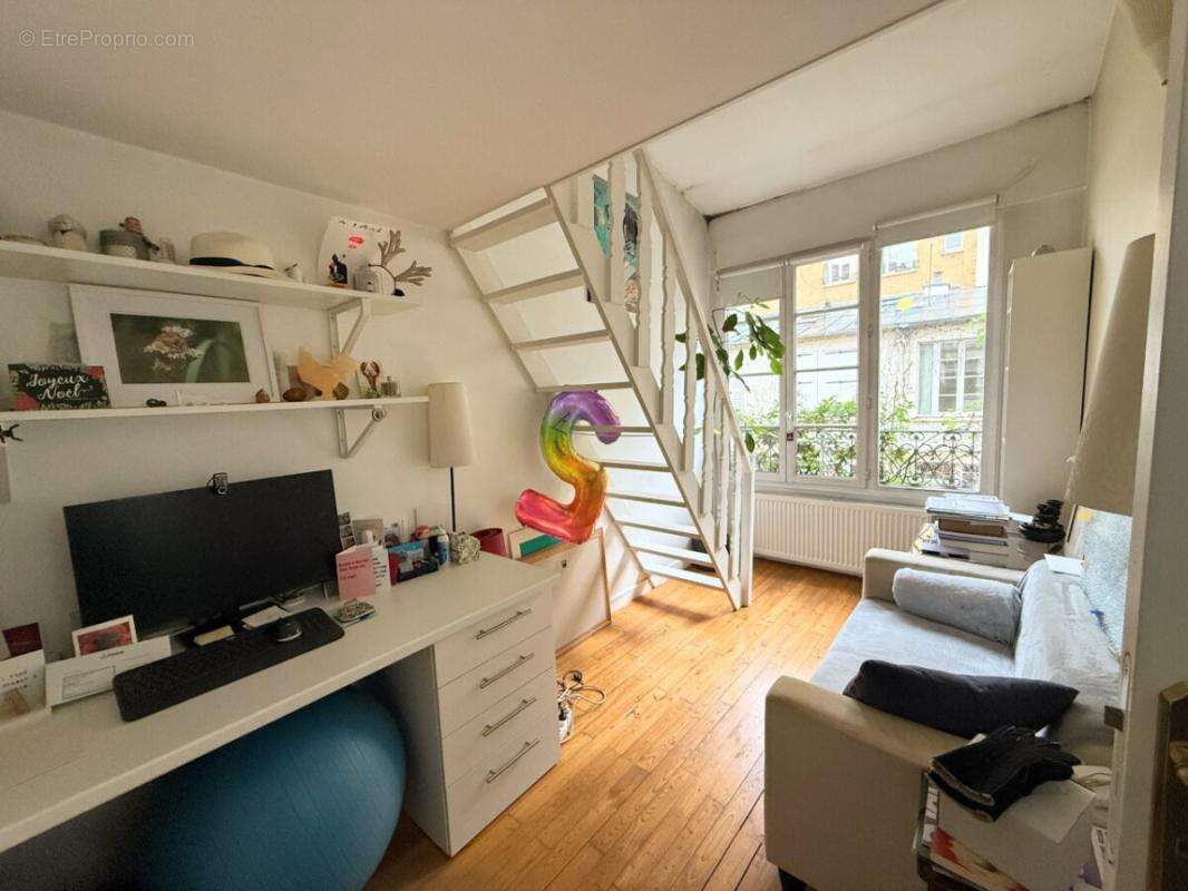Maison à PARIS-19E