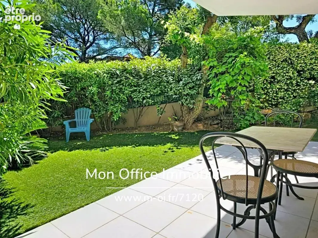 Référence : 7120-les - appartement t3 grand jardin proche centre & plages à cavalaire sur mer - photo 16