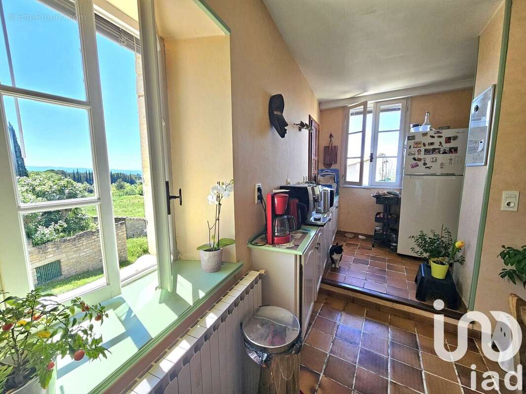 Maison 362 m² à Saint-Pierre-De-Vassols  - photo 6