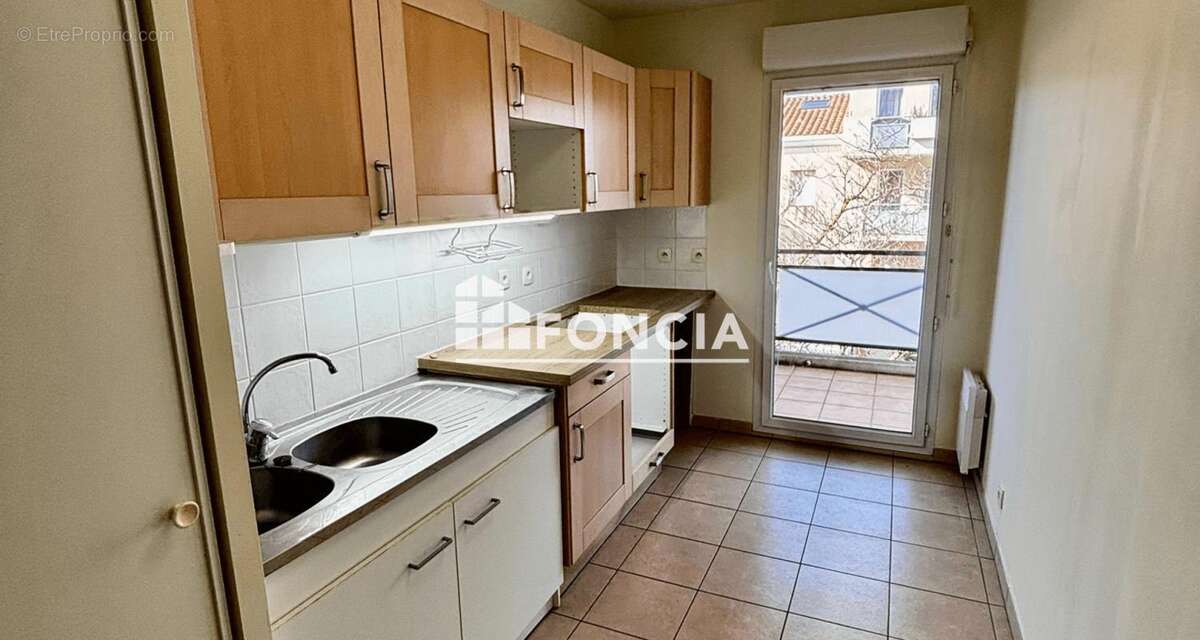 Appartement à SIX-FOURS-LES-PLAGES