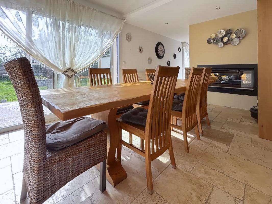 Maison à SAINT-LAURENT-DES-BOIS