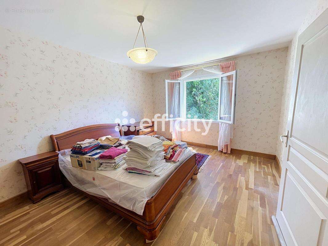 Maison 98 m² à Le Fieu  - photo 5