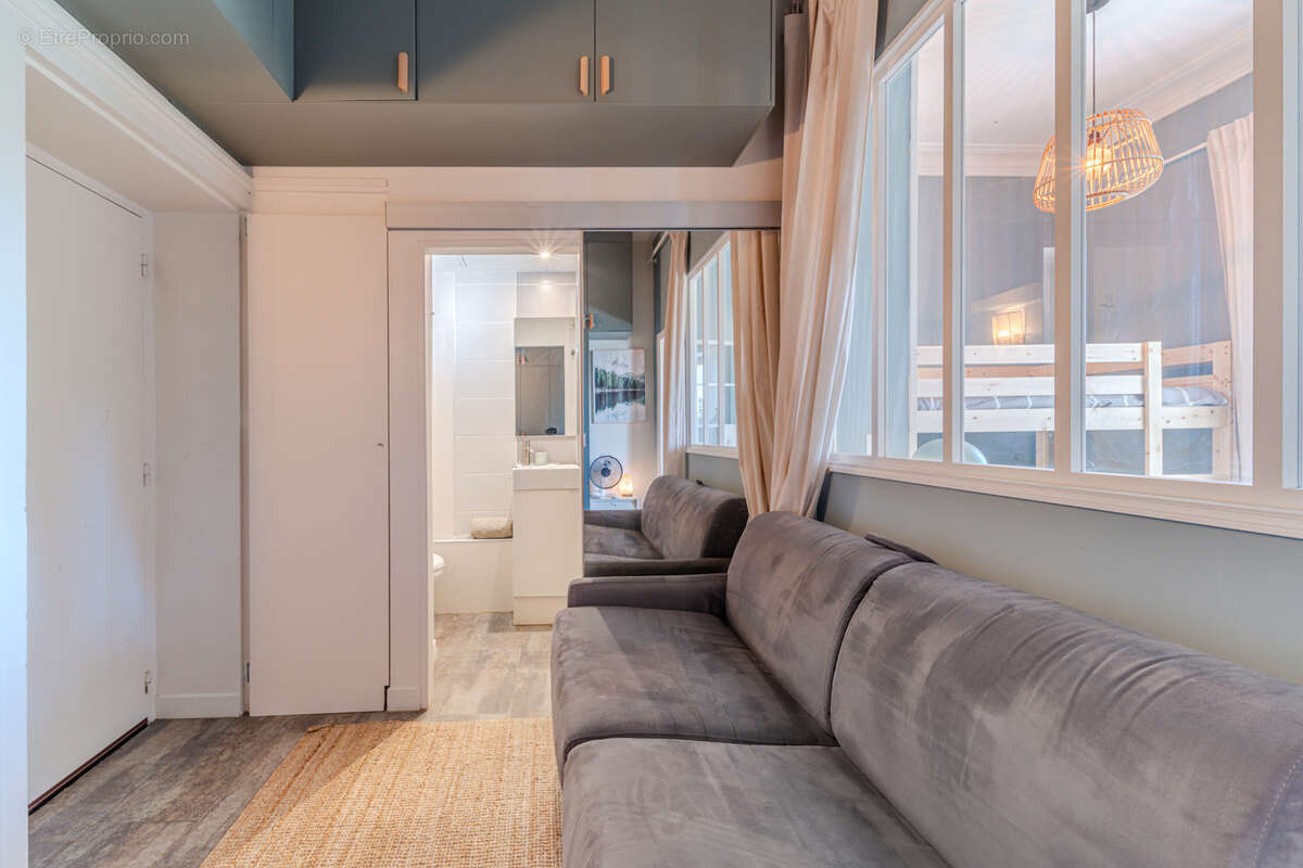 Appartement à OULLINS