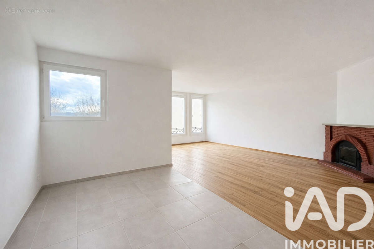 Photo 2 - Appartement à SAINT-LAURENT-DE-CHAMOUSSET