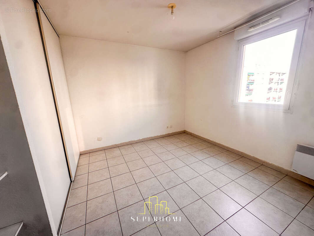 Appartement à MARSEILLE-9E
