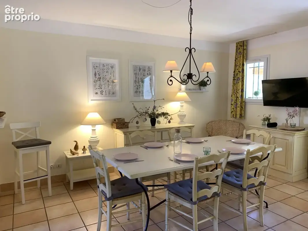 Maison 6 pièces 110 m² à vendre à Mallemort (13370) - photo 9