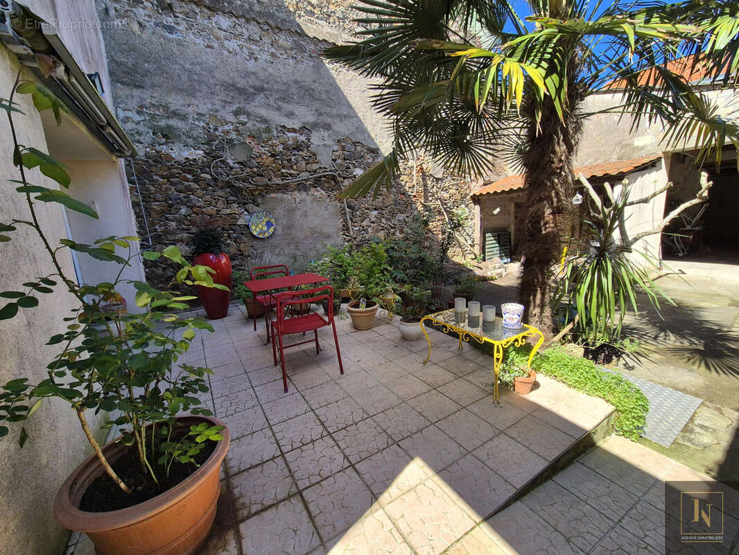 Maison à PAIMBOEUF