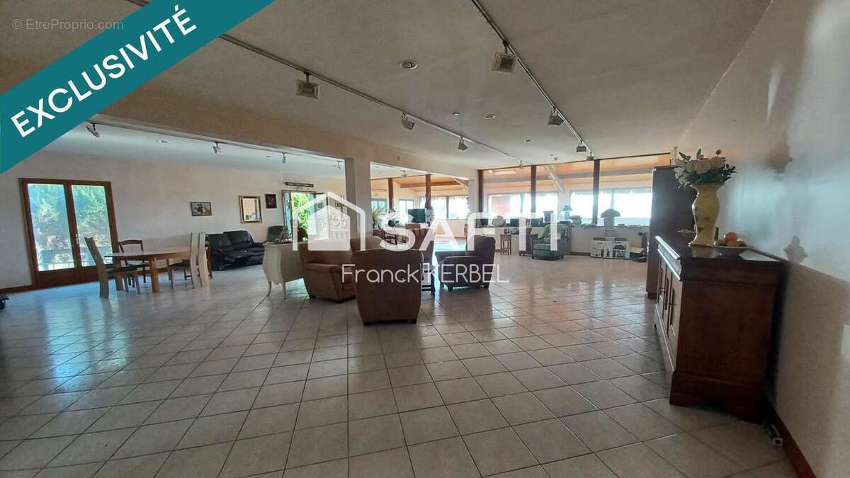 Appartement 190 m² à Mezieres-En-Gatinais  - photo 4