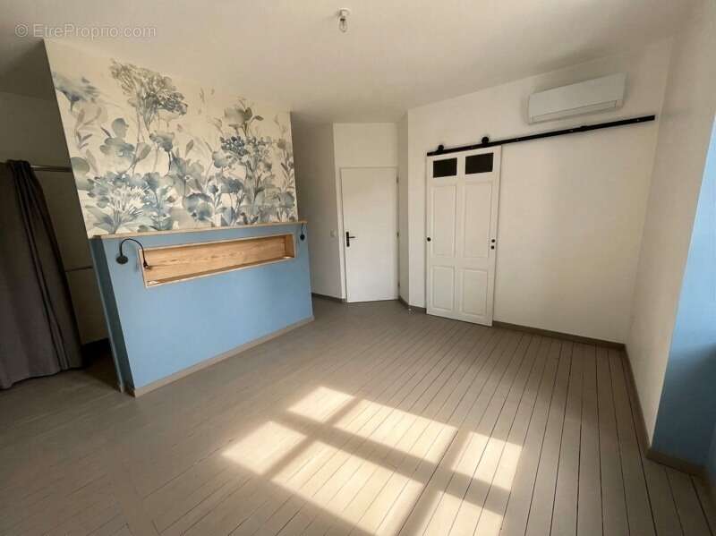 Maison à PONT-DE-CHERUY