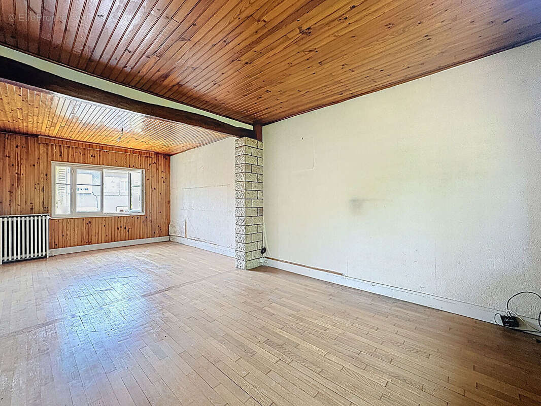 Maison à BONNEUIL-SUR-MARNE