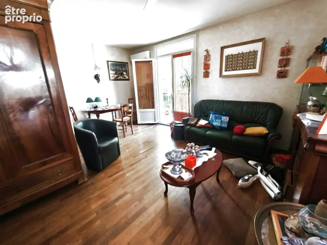 T4 avec balcon et dépendances - photo 2