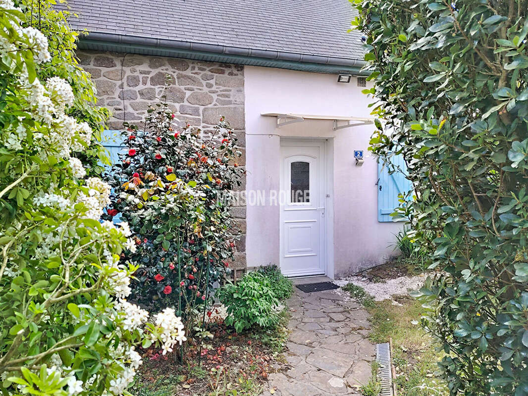 Maison à LE TRONCHET