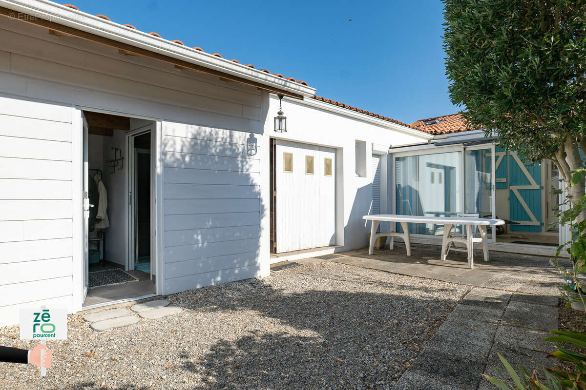 Maison à SAINT-MICHEL-EN-L'HERM