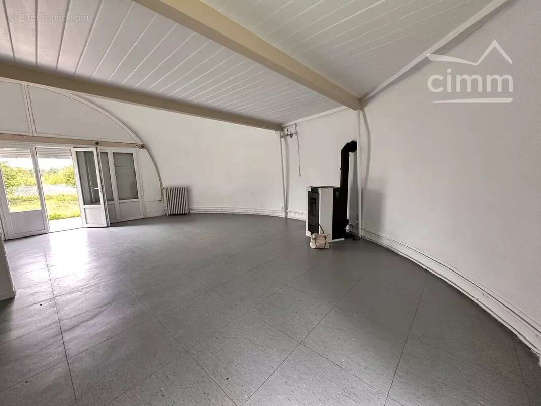 Maison à CONGIS-SUR-THEROUANNE