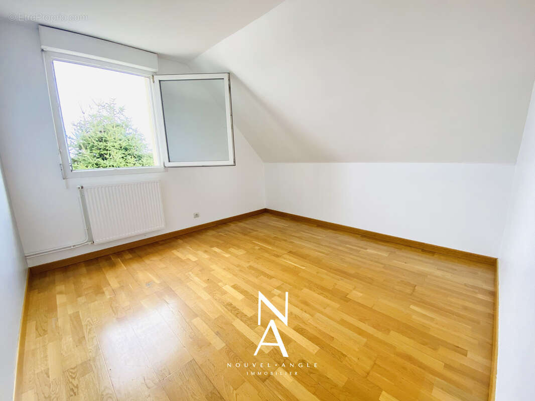 Maison à FRANCHEVILLE