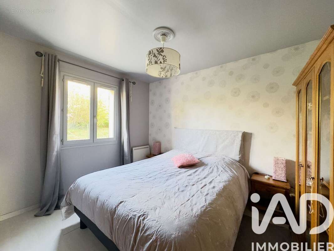 Photo 9 - Maison à MORIGNY-CHAMPIGNY