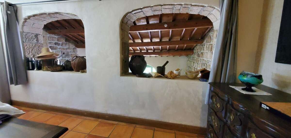 Mas provençal du xviiie, vue alpes et mont ventoux. cinq chambres, immense salon, grande piscine, six terrasses. opportunité uni - photo 8