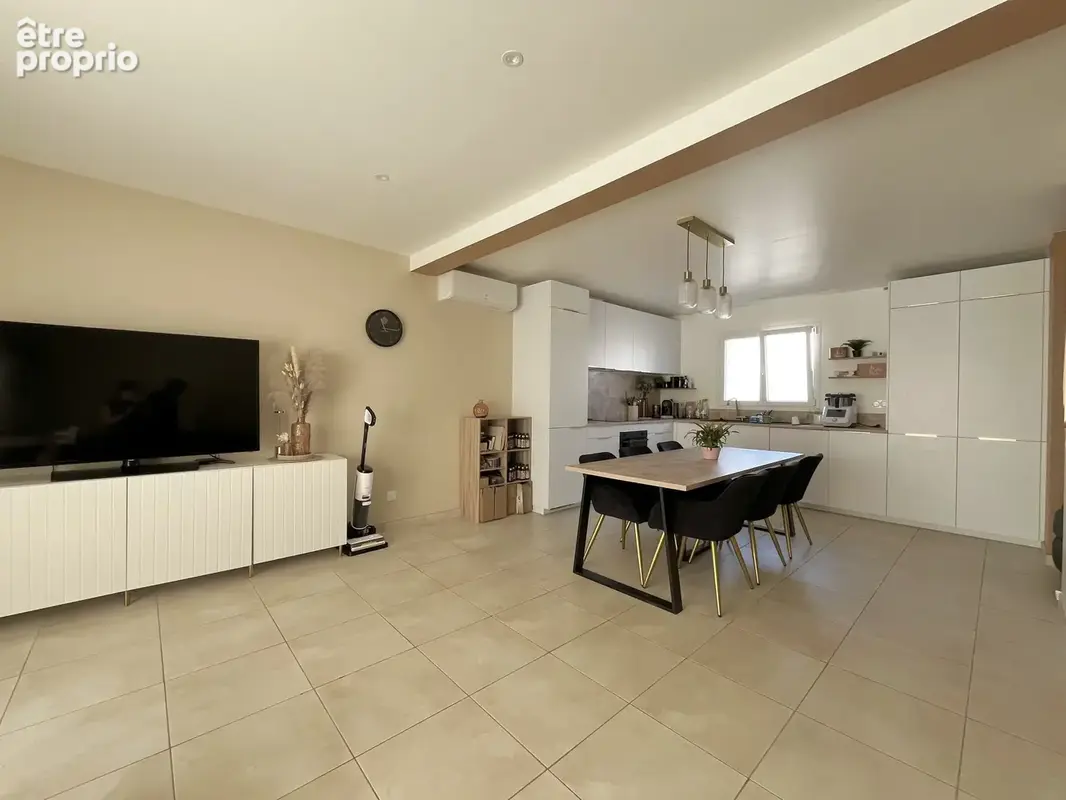 POMEROLS - VILLA de 2022 de 85 m² avec 3 chambres, garage et jardin - photo 2