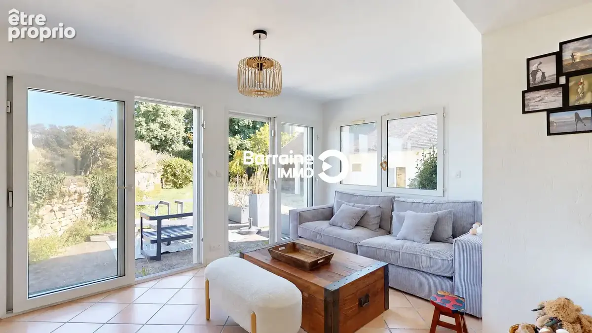 BARRAINE IMMO - A VENDRE EN EXCLUSIVITE : Maison familiale au coeur de Saint-Renan - Réf : PZ00394-FL - photo 6