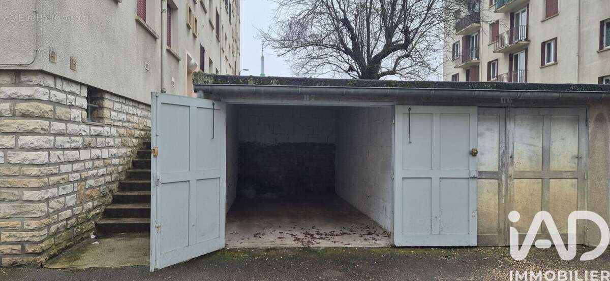 Photo 3 - Parking à DIJON
