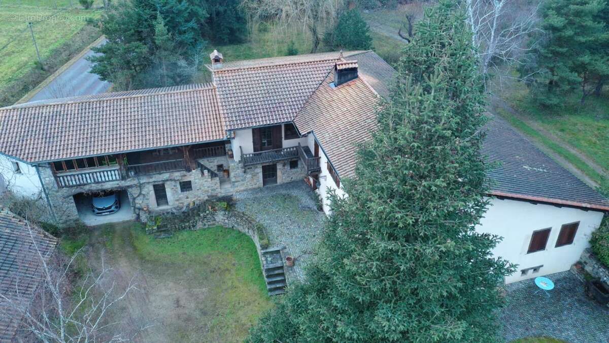 Maison à SAINT-SIXTE