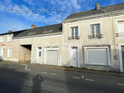 Maison à MEZERAY