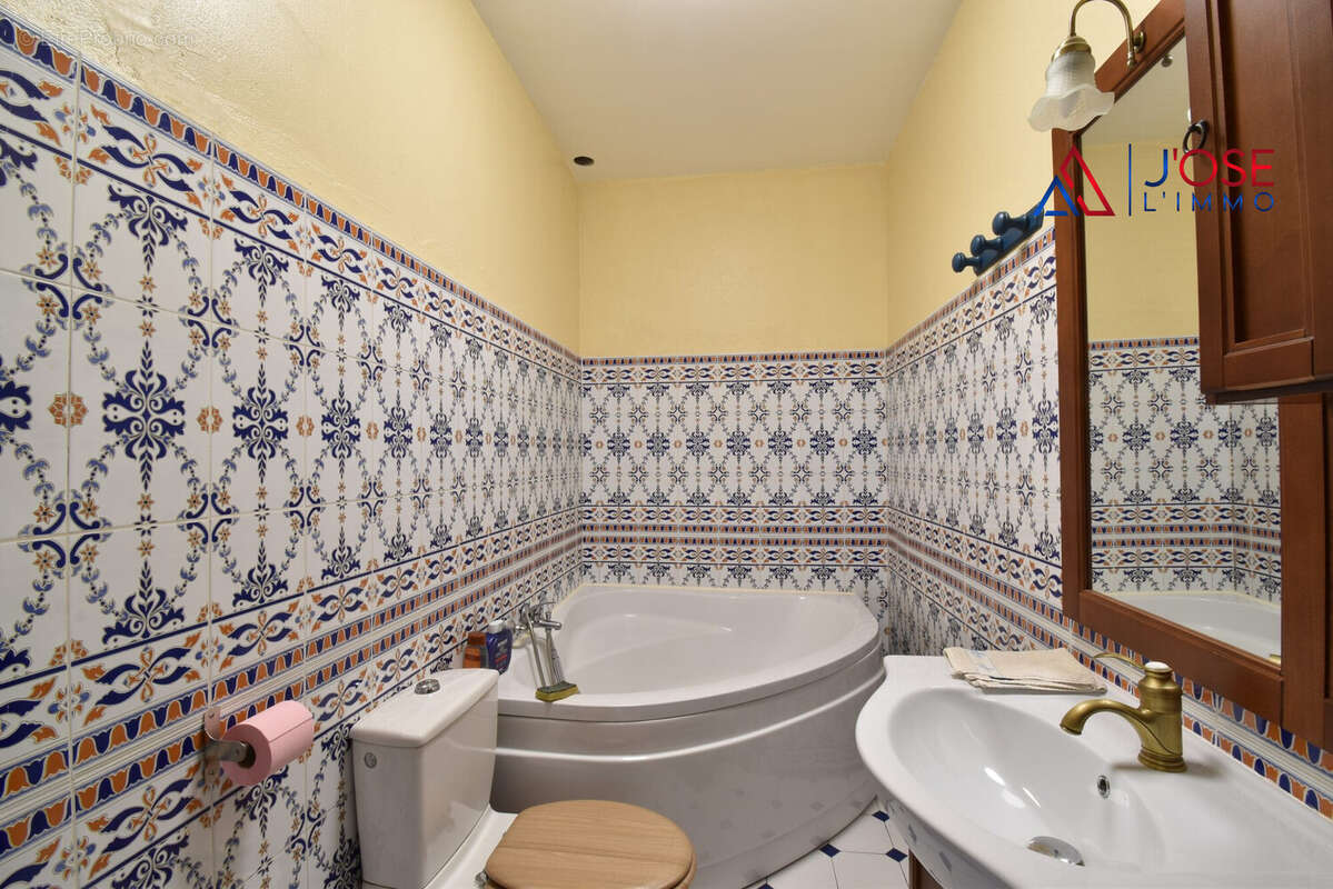 Appartement à MARSEILLE-7E