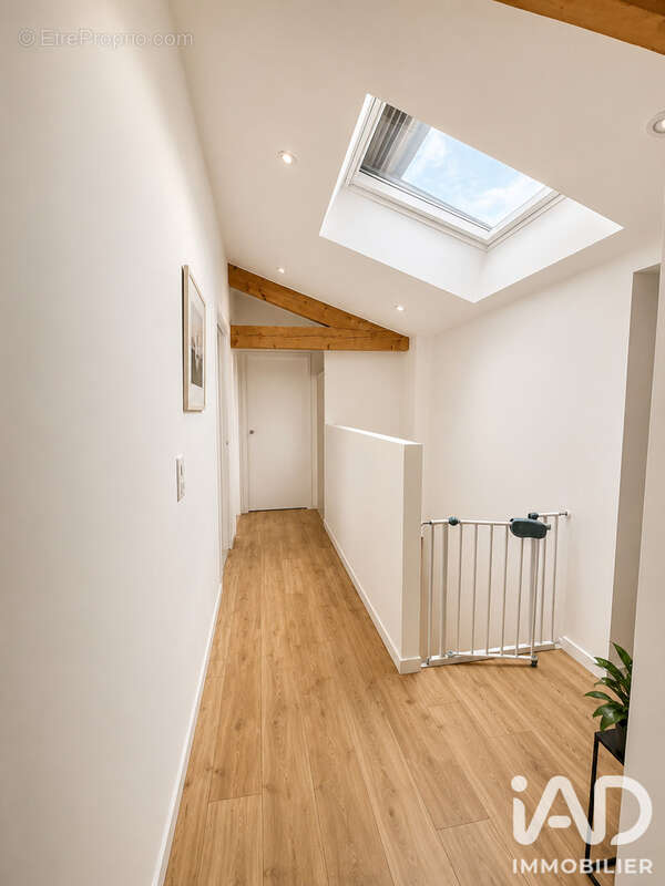 Maison 200 m² à Anglet  - photo 5