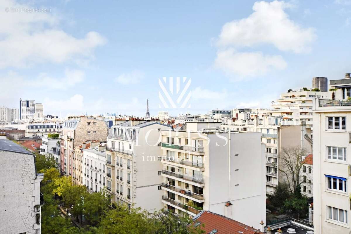 Appartement à PARIS-14E