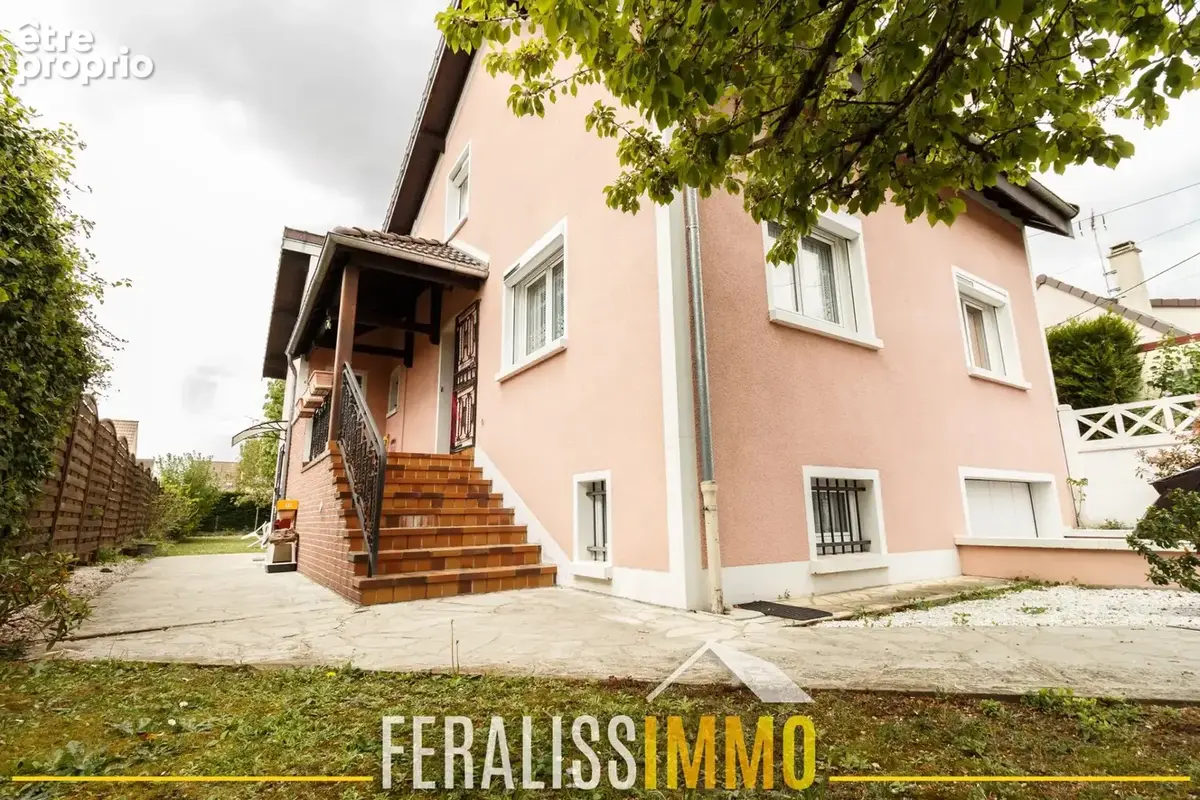 Maison familiale avec sous-sol total ! - photo 10