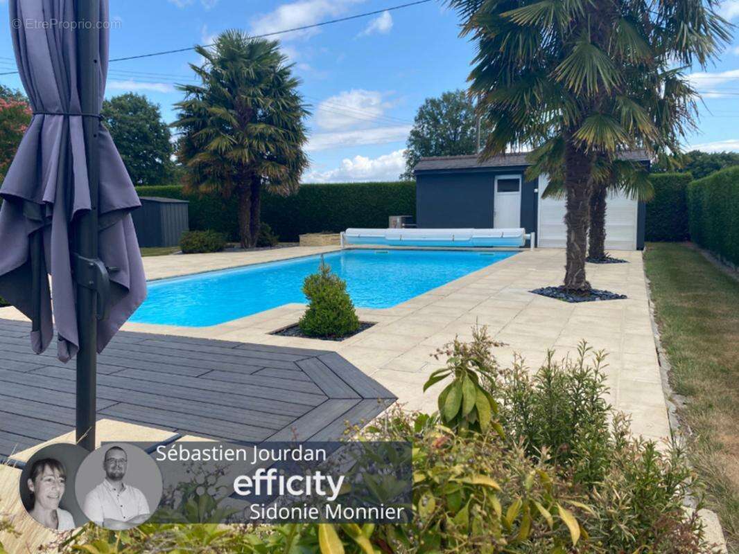 Maison à AVAILLES-SUR-SEICHE