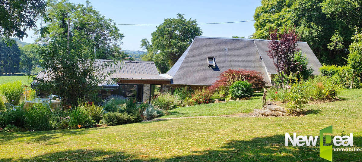 Maison à ARNAC-POMPADOUR