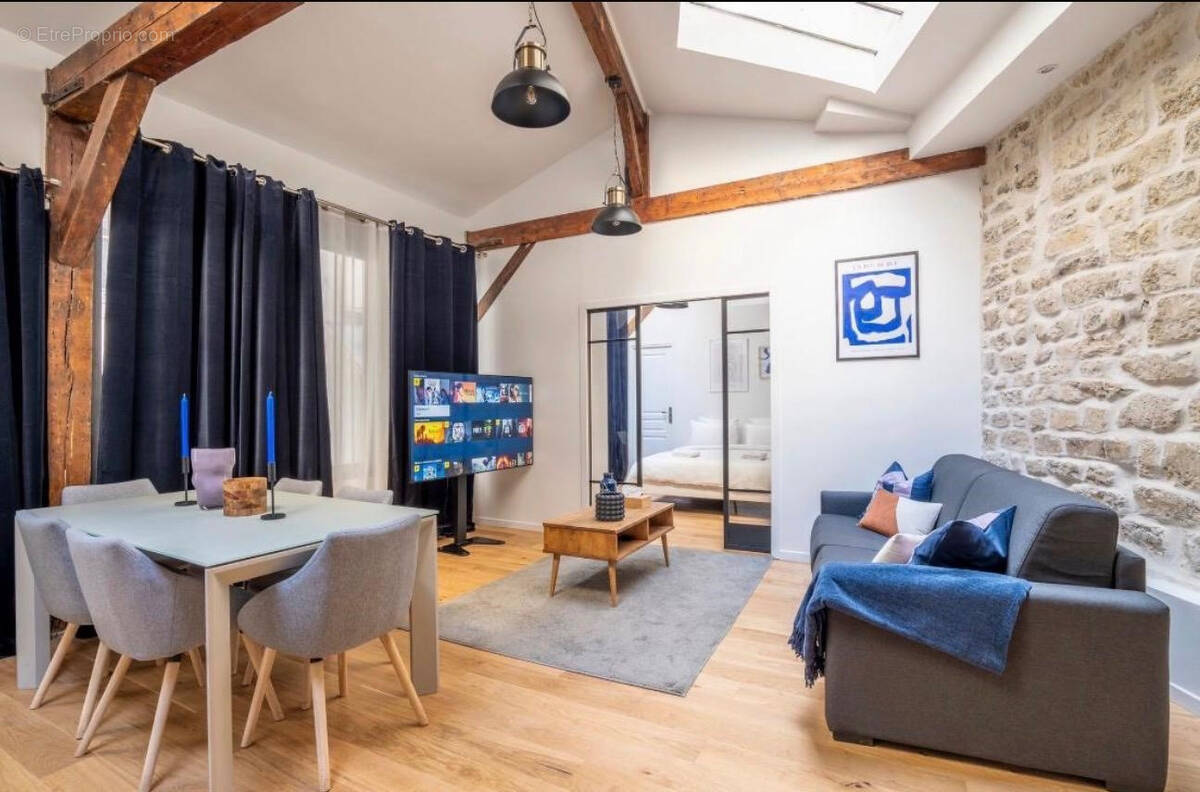 Commerce à PARIS-10E