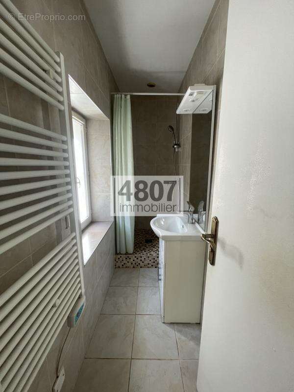 Appartement à MONNETIER-MORNEX