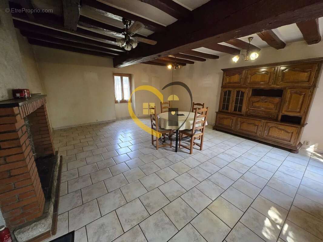 Maison à LA CHAPELOTTE