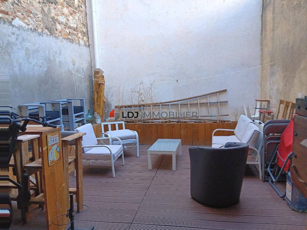 Maison à SAINT-LAURENT-DE-LA-SALANQUE