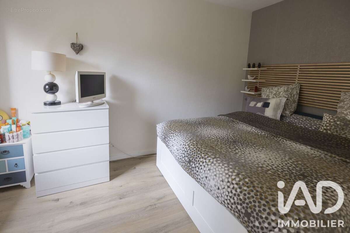 Appartement 77 m² à Rombas  - photo 7