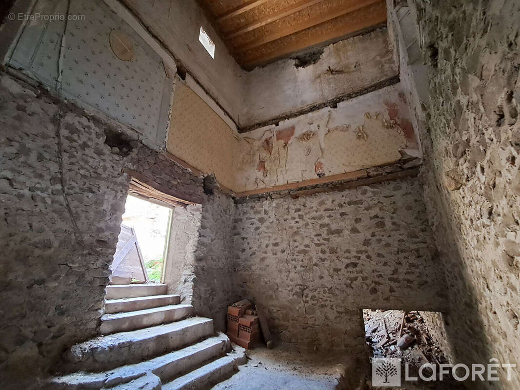 Maison Eus 4 pièce(s) 105 m2 - photo 4