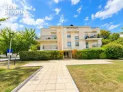 Appartement à AVRILLE