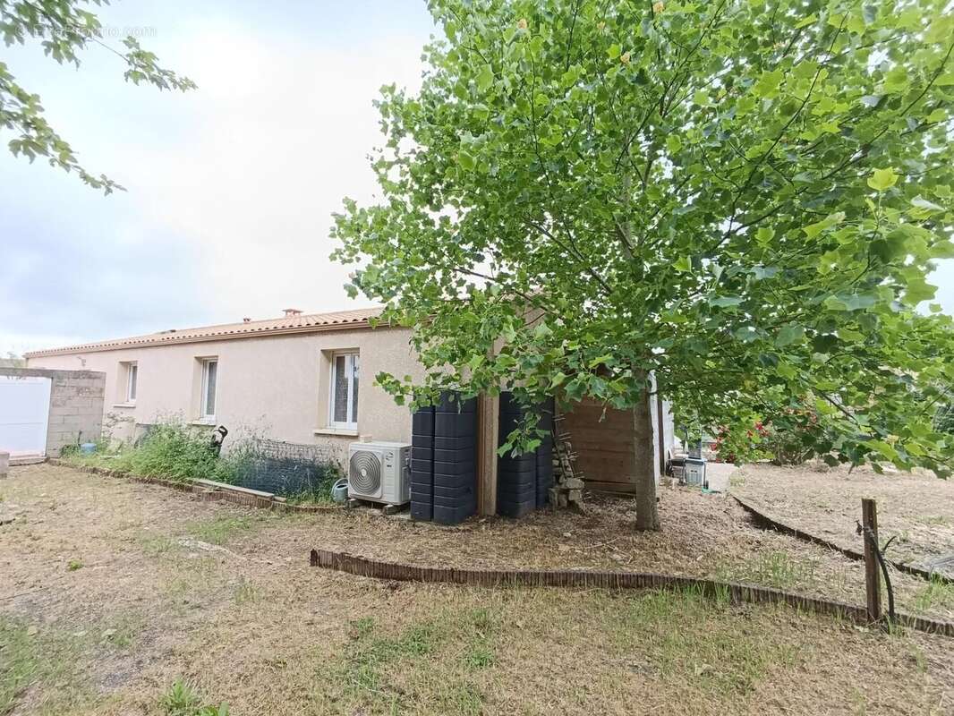 Photo 2 - Maison à BENON