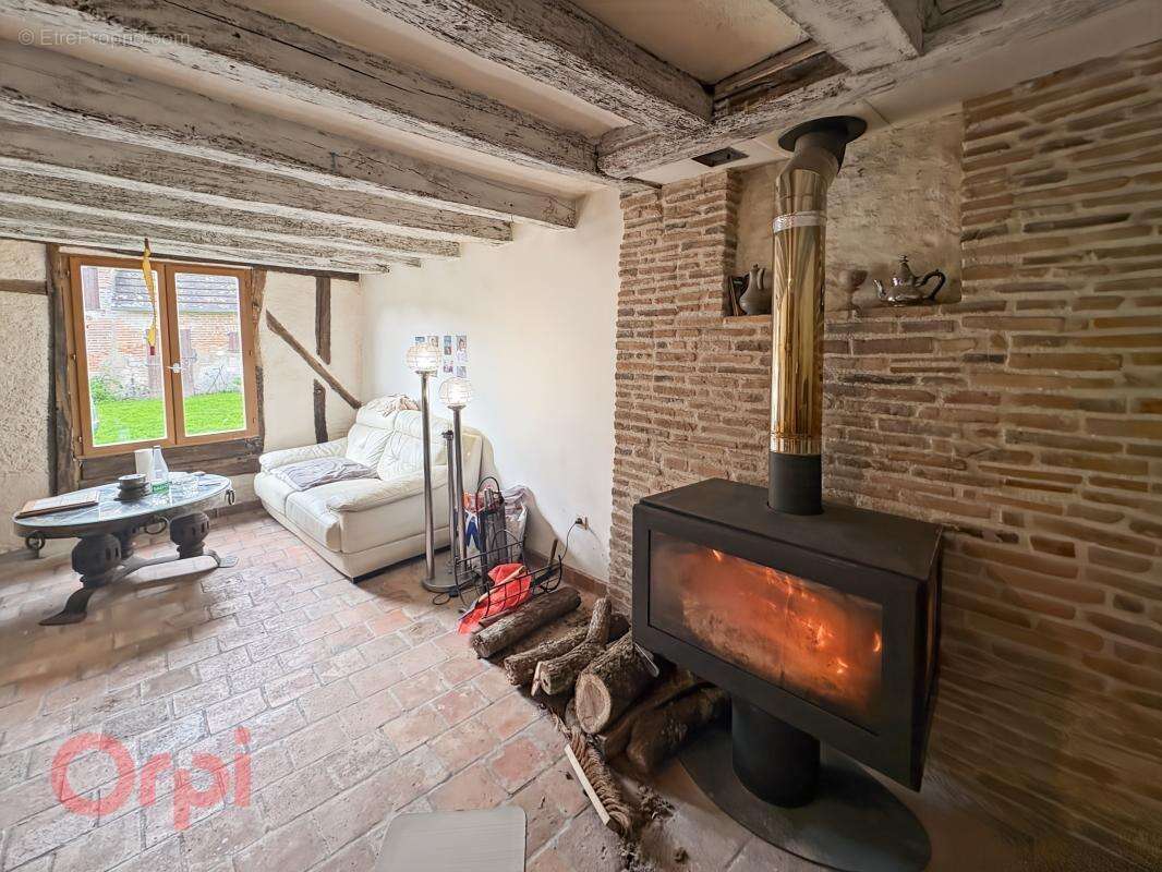 Maison à LA FERTE-IMBAULT