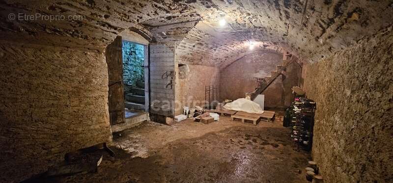 Maison à SALINS-LES-BAINS