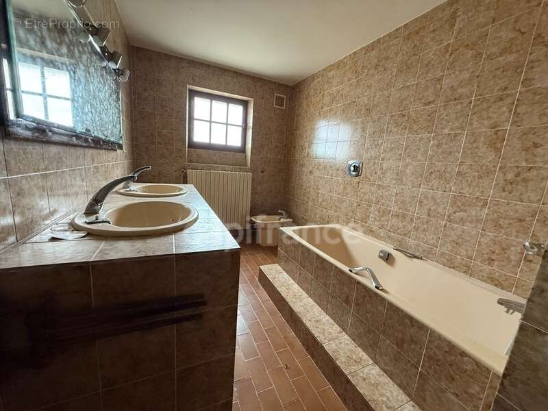 Maison à LAMASQUERE