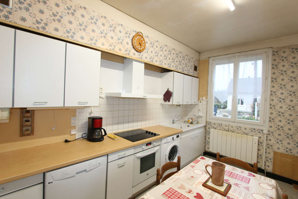 Maison à VARENNES-VAUZELLES